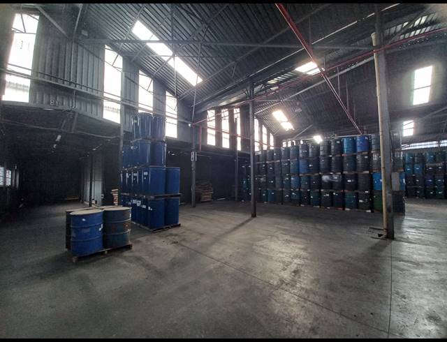 5,751M² WAREHOUSE TO LET IN BOKSBURG EAST